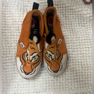 Vans tiger shoes (NWOT)